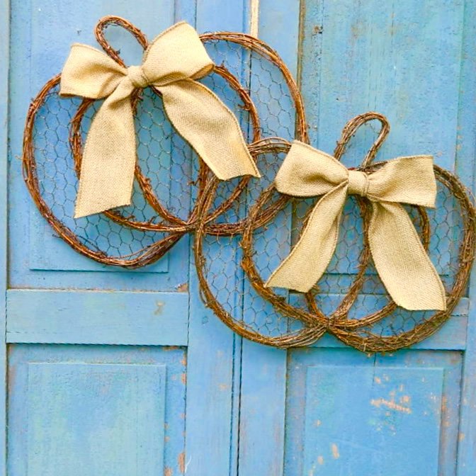 Farmhouse Grapevine Pumpkins Wreath