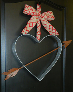 Farmhouse Heart Door Hanger