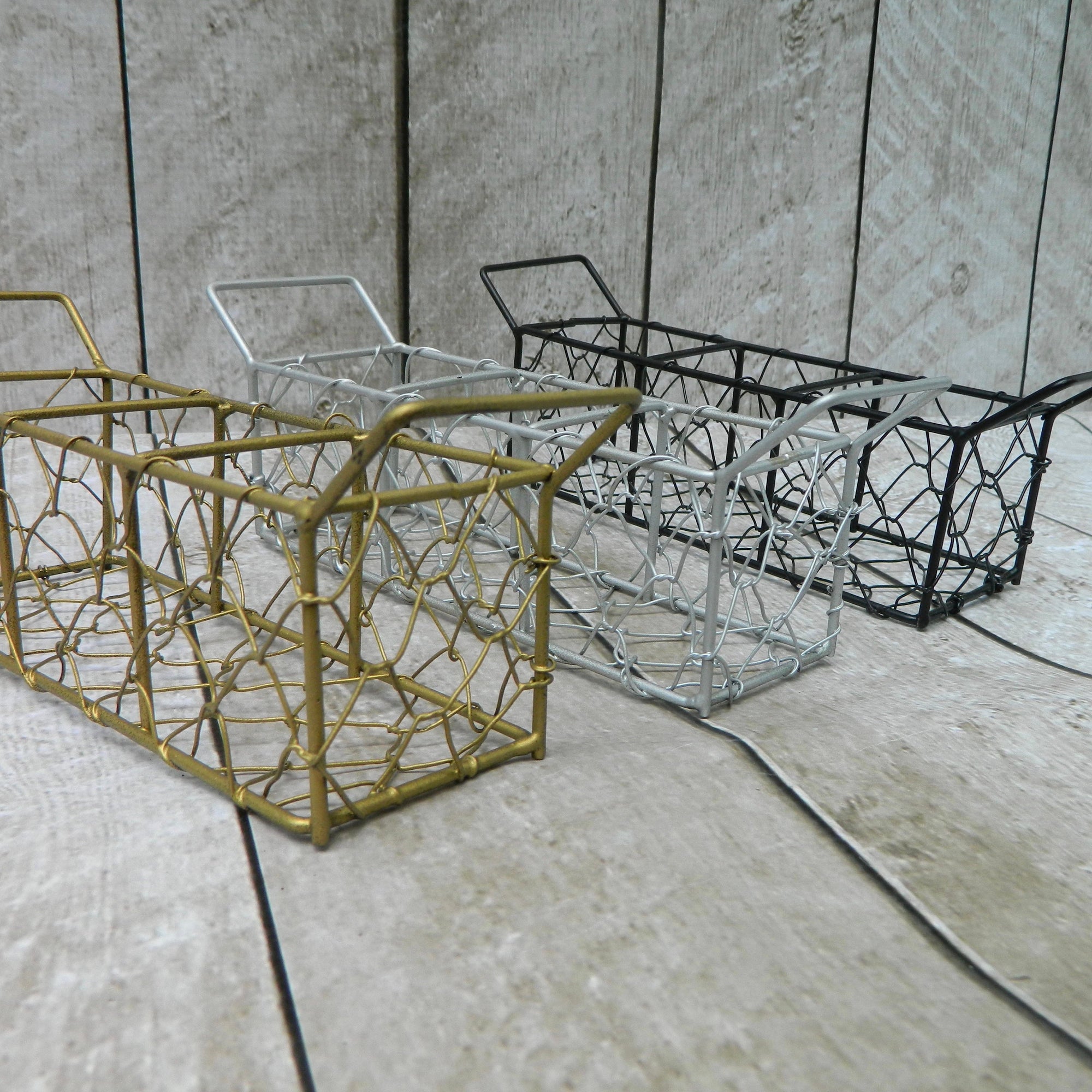 Red Ranunculus Vases with Chicken Wire Basket